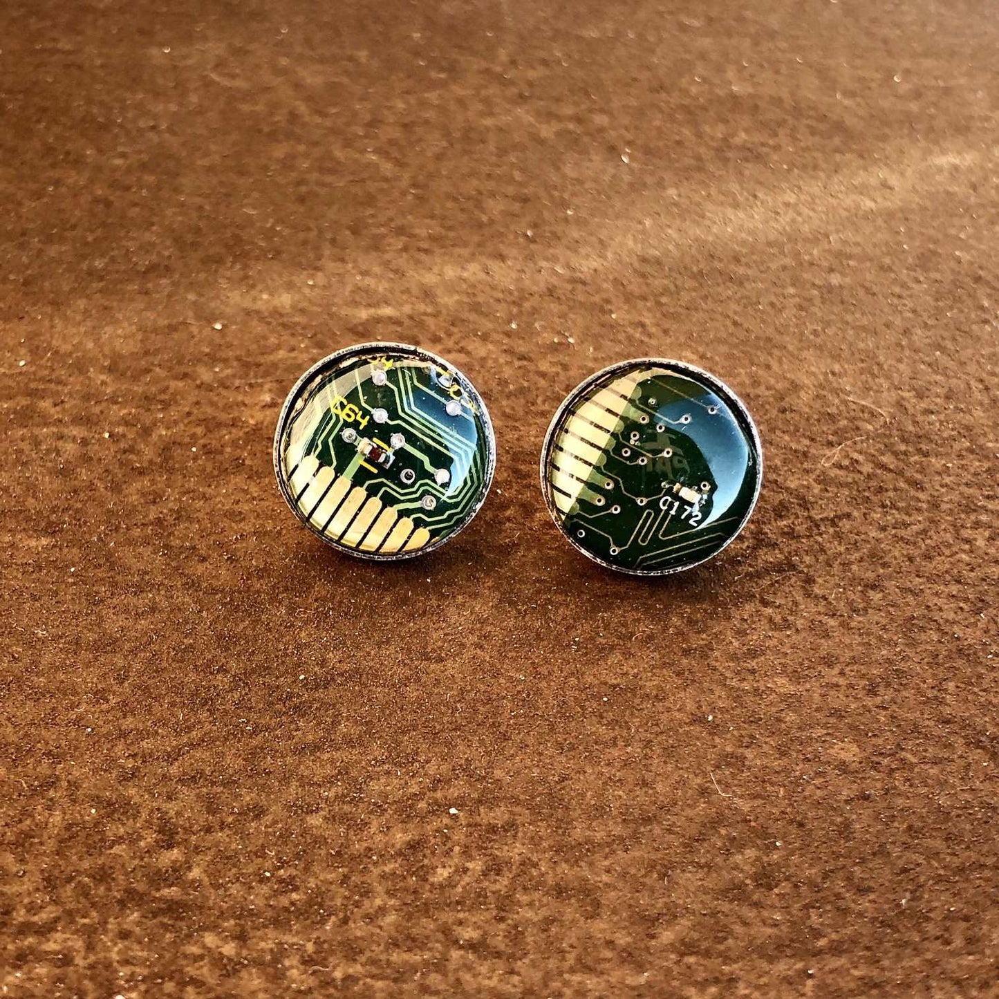 Pendientes botón plata de ley 925 techie verde 15mm ref 1147