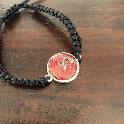 Pulsera de hilo trenzado color negra con techie rojo 15mm ref 1703